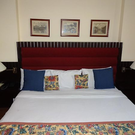 Hotel Broadway Delhi Buitenkant foto