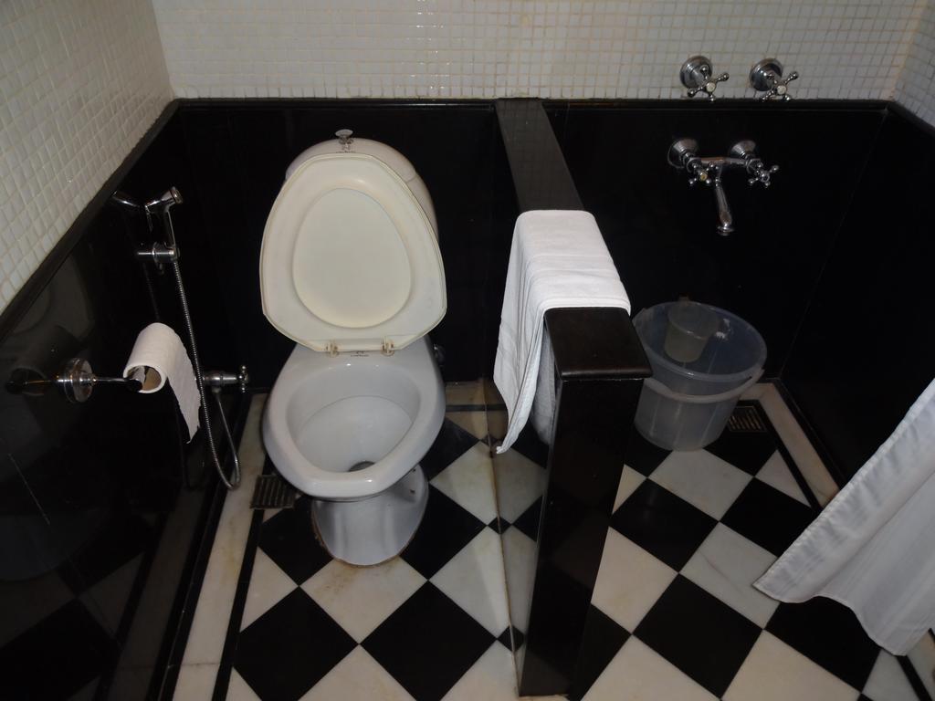 Hotel Broadway Delhi Buitenkant foto