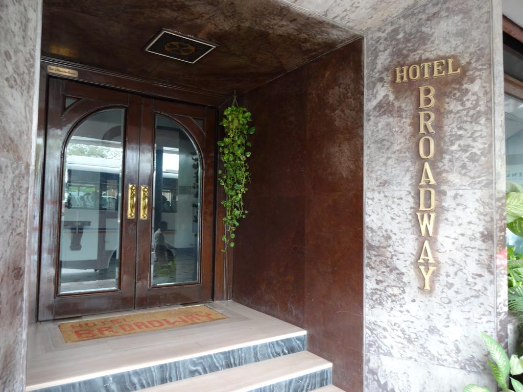 Hotel Broadway Delhi Buitenkant foto