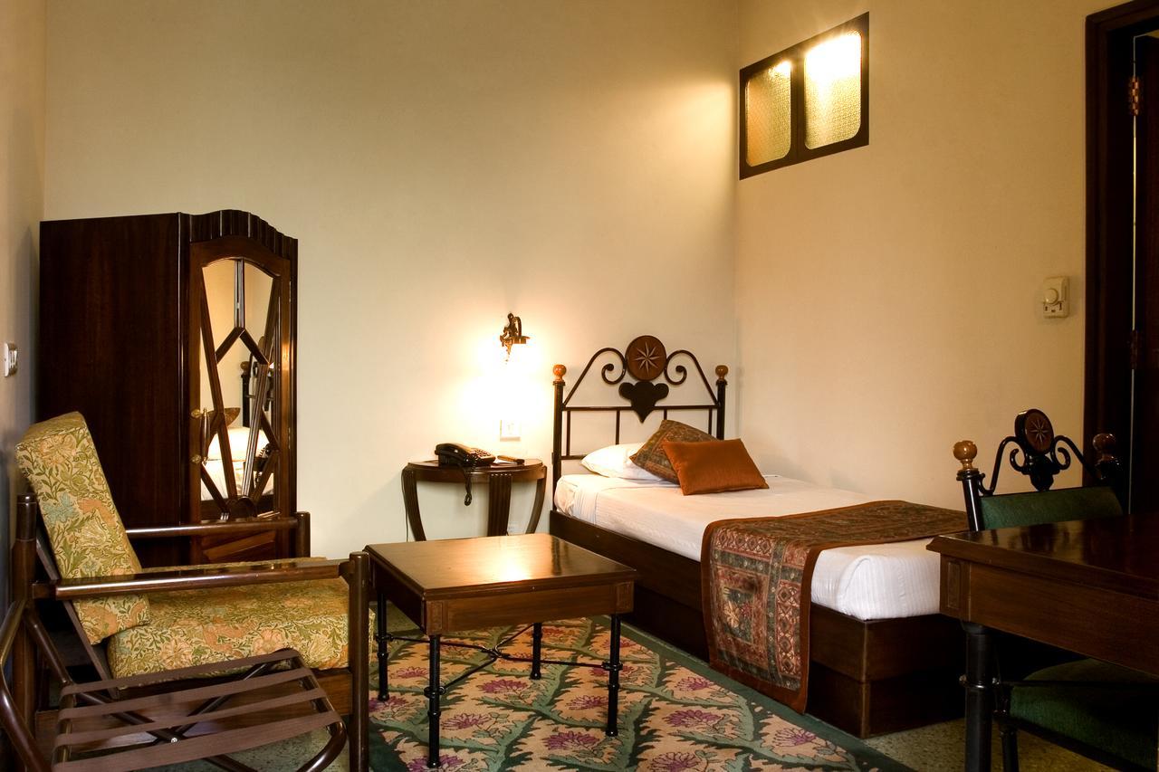Hotel Broadway Delhi Buitenkant foto